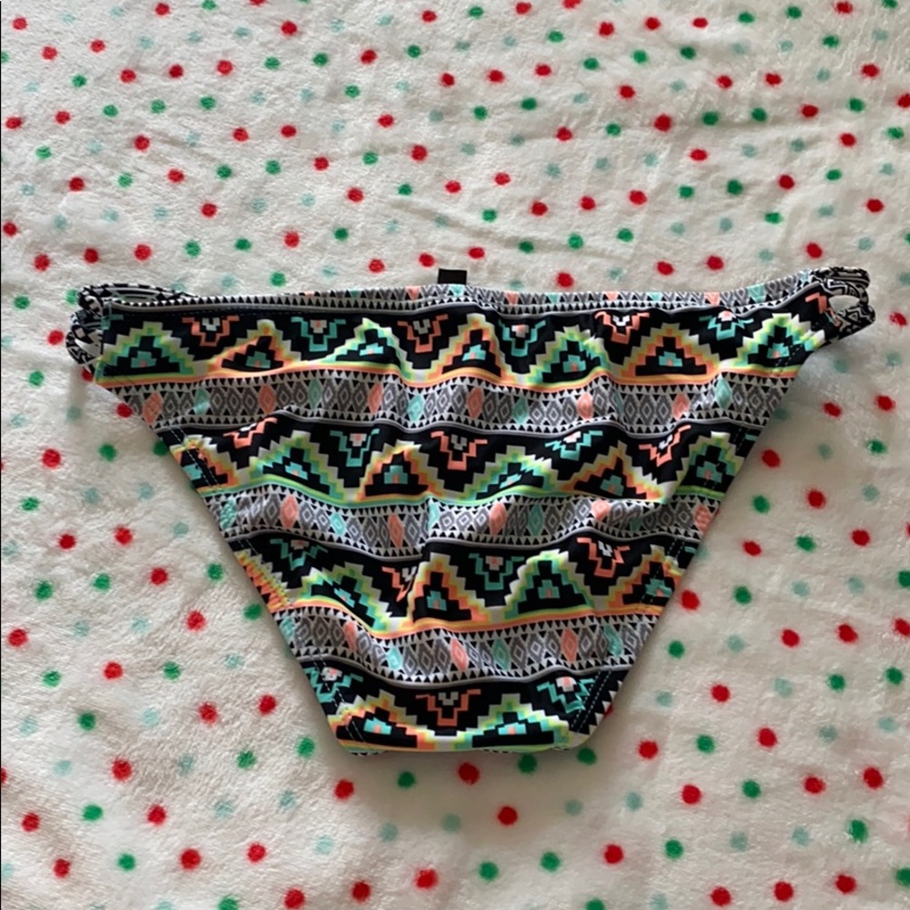 Trillium Patterned Bikini Bottom - Picture 4 of 6